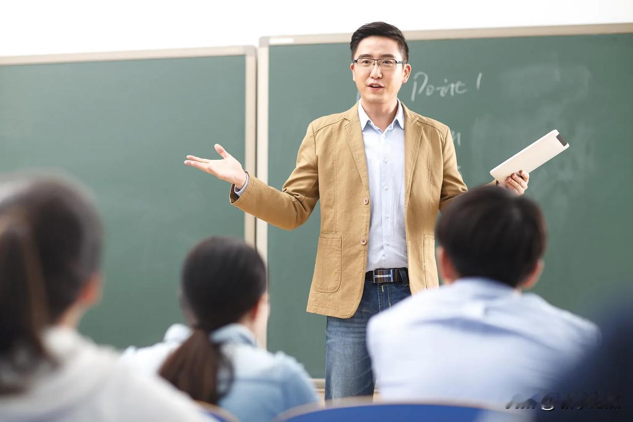 就业形势严峻，这些返聘人员进一步挤占新人岗位。近日，江苏沛县教育局