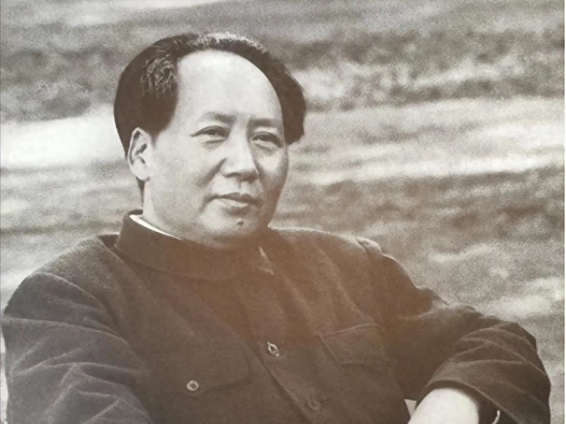 毛主席曾评价诸葛亮为何未能统一三国，指出他的三大不足，你知道是哪三个欠缺吗？公