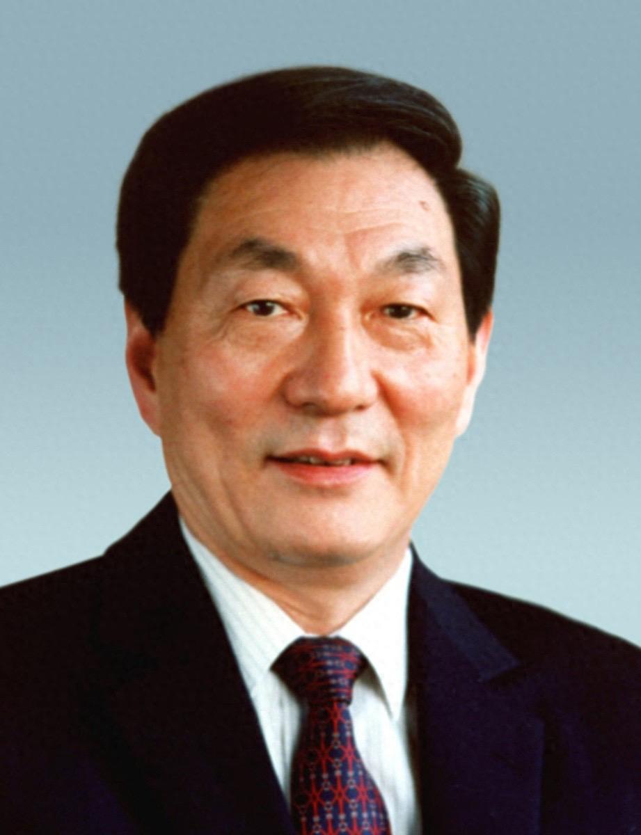 看新闻朱镕基总理走了此时此刻内心深处“无比沉重”…在人民心中：朱镕基总理一