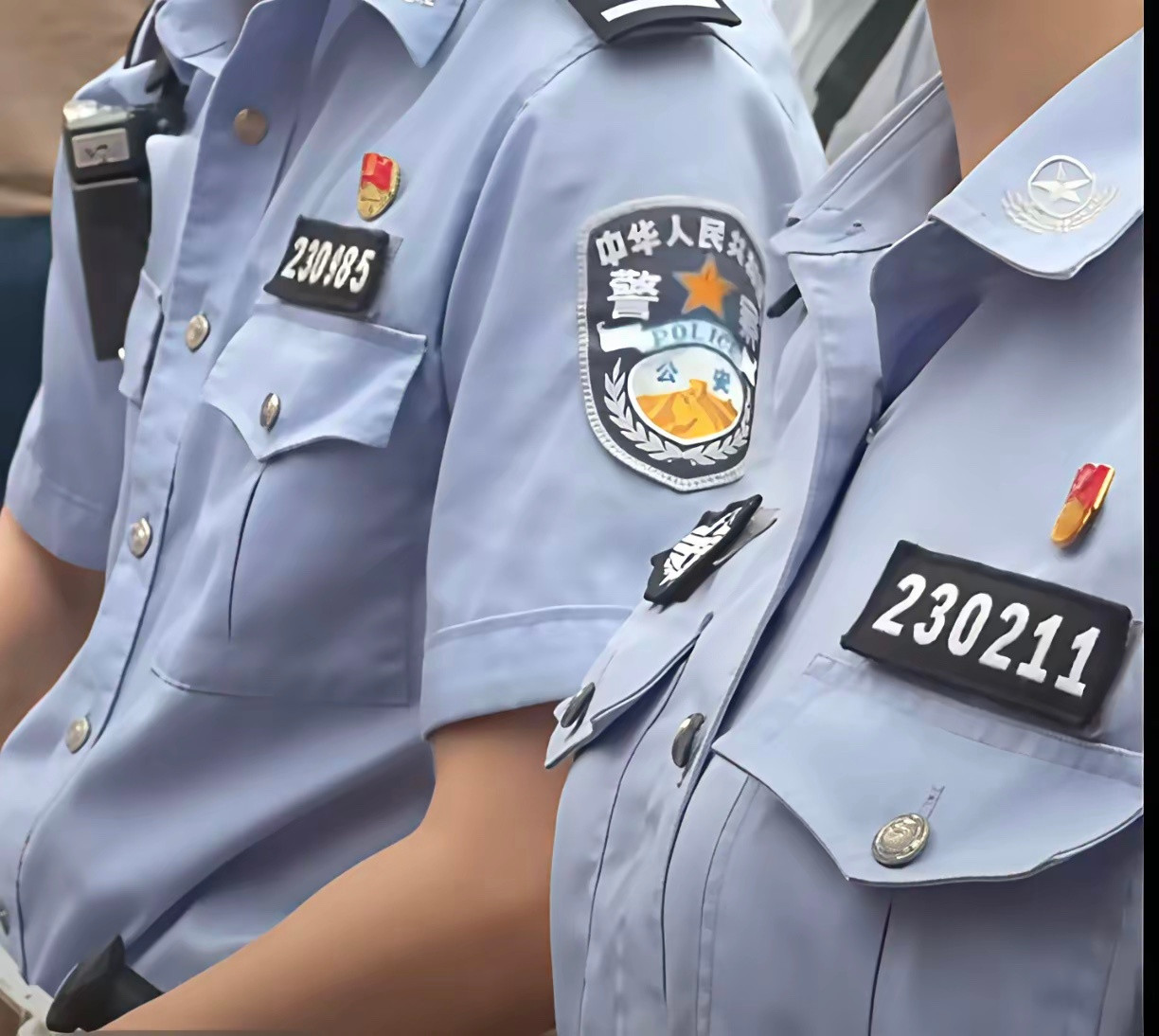 高考首日，广东肇庆“985”“211”警号刷屏，这是考场外的“硬核祝福！