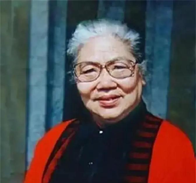 82岁遗嘱撕破脸！豫剧女皇收回孙女艺名常香玉临走前一句话：把“小香玉”三个