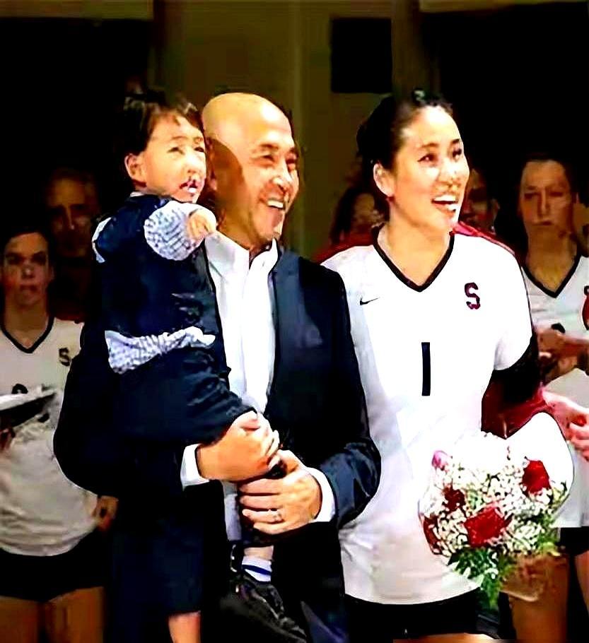 1995年中国女排喊郎平回国救火她转头就把美国别墅豪车全给了前夫。那时候女