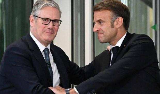 英法联合对中国动手，前所未有反华，矛头直指中国核心利益。英国首相斯塔默与法国总