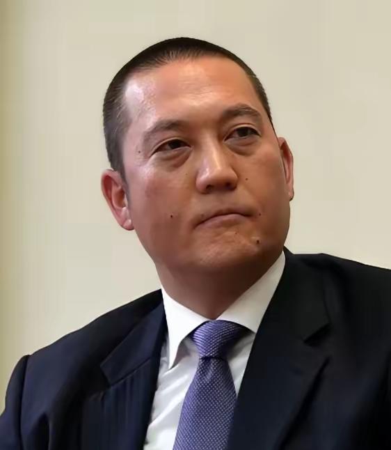 台湾政坛炸锅！蒋家第四代突然出手，两蒋悬棺50年要回家！台湾彻底炸了！一辈