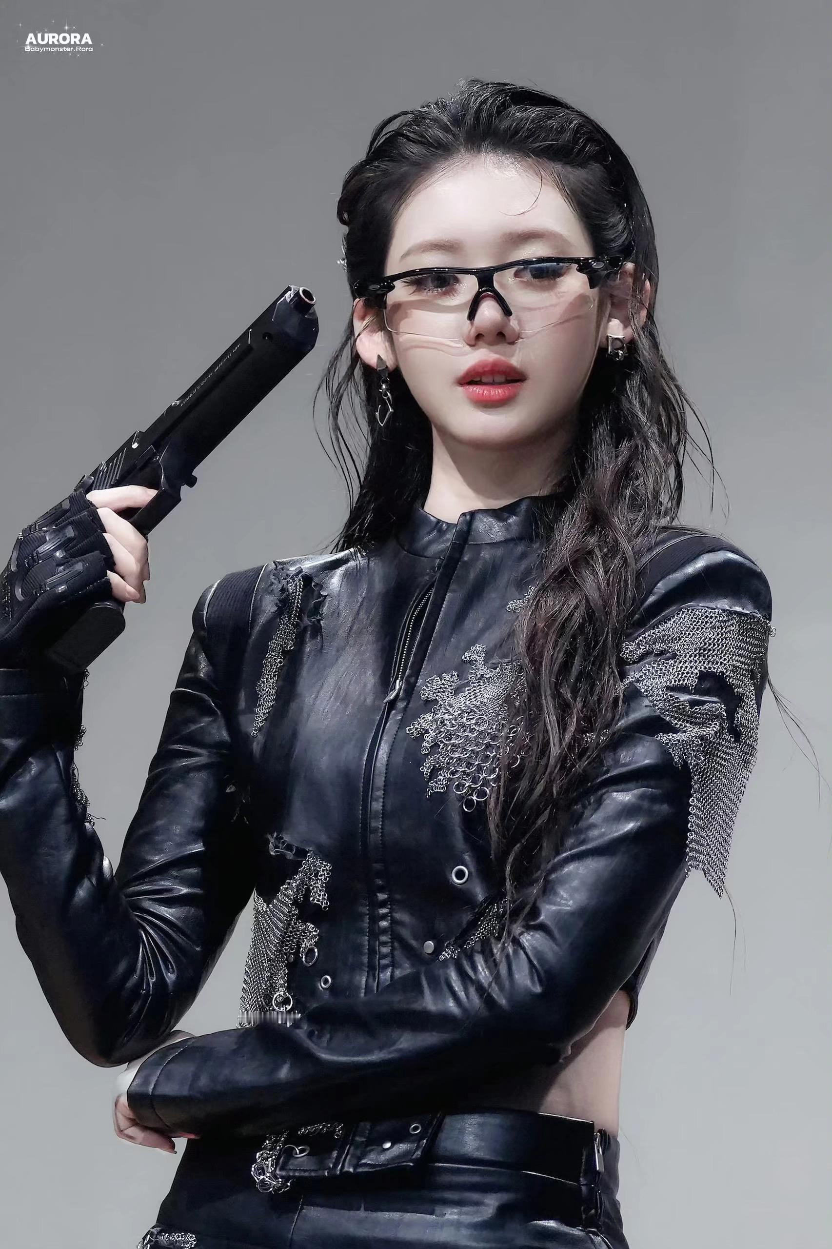 李茶仁rora🖤​​​