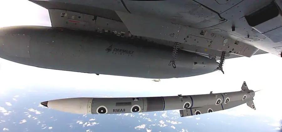 乌克兰的空军力量可能迎来升级。乌克兰国防部长费多罗夫称，