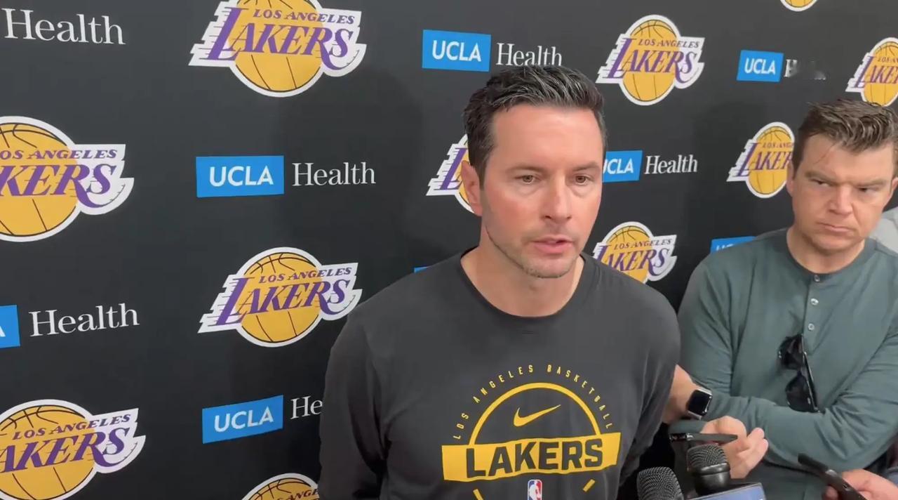 东里无限期缺阵！雷迪克这话是让詹姆斯自己拼？这话一说，东契奇前4场铁定不会打了