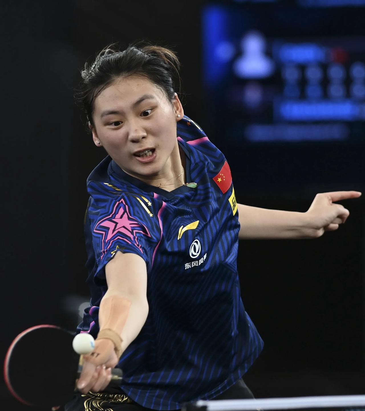 陈熠赢了张本美和！国乒女队中,有一高大的身影。1.8米的身高，有鹤立鸡群的感