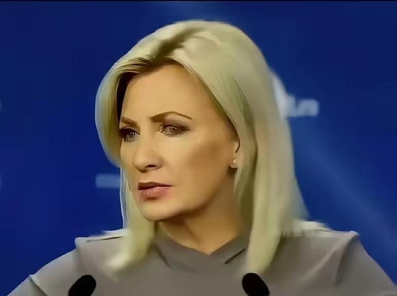 是西伯利亚的冷风没有吹醒你们愚蠢的思维，还是原子弹的高温没有烧尽你们邪恶的灵魂。