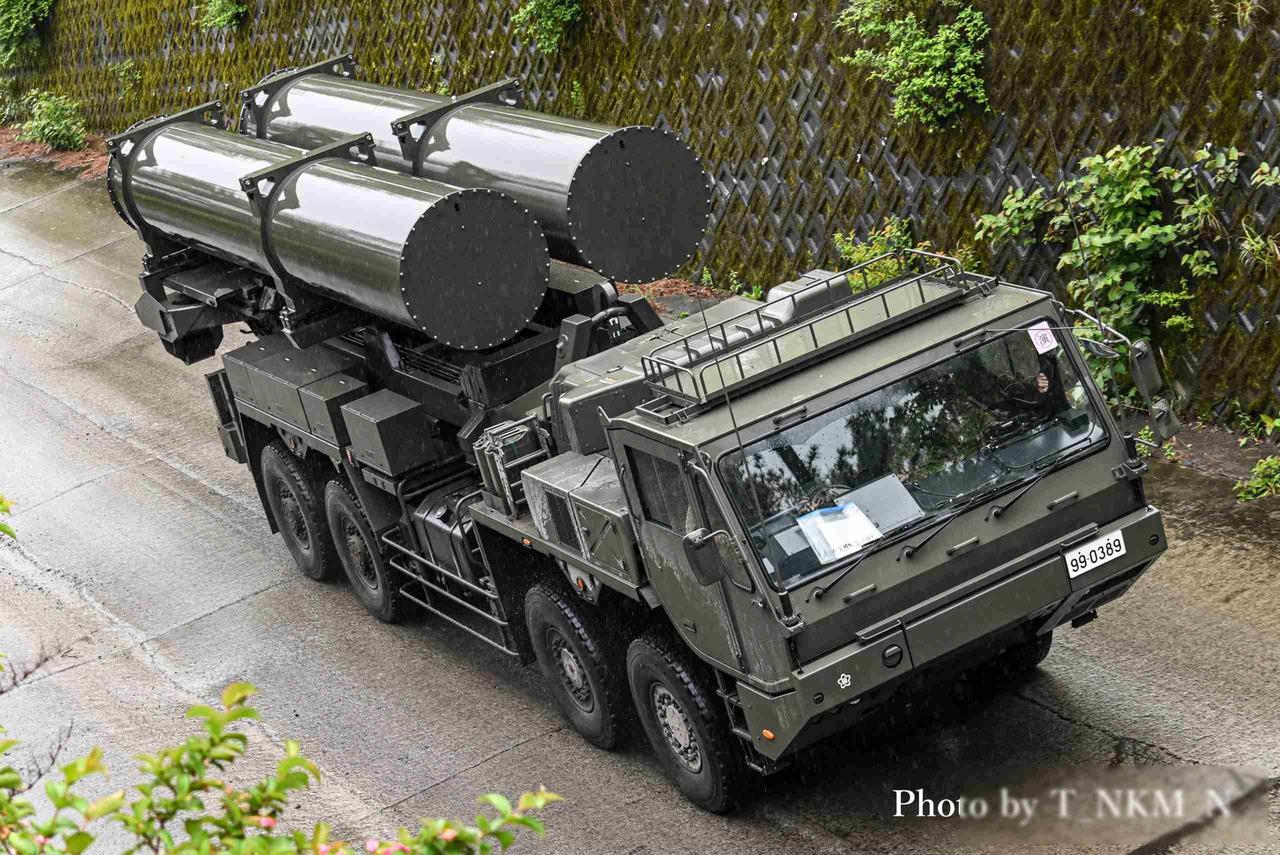 日本富士营地连夜装弹，高超音速导弹悄悄就位，和平宪法还能拦得住吗3月31日早