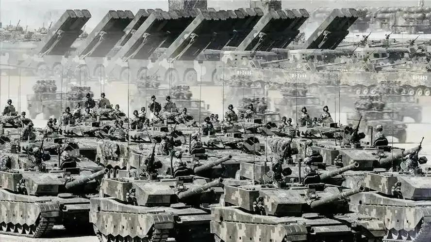 我军重装合成旅的恐怖之处，在假设的情境里体现得淋漓尽致。就拿俄乌冲突来说，双方鏖