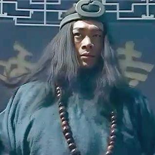 难怪武松不得善终，你看孙二娘把什么给了他，张青只能在一旁赔笑很多人只记得孙