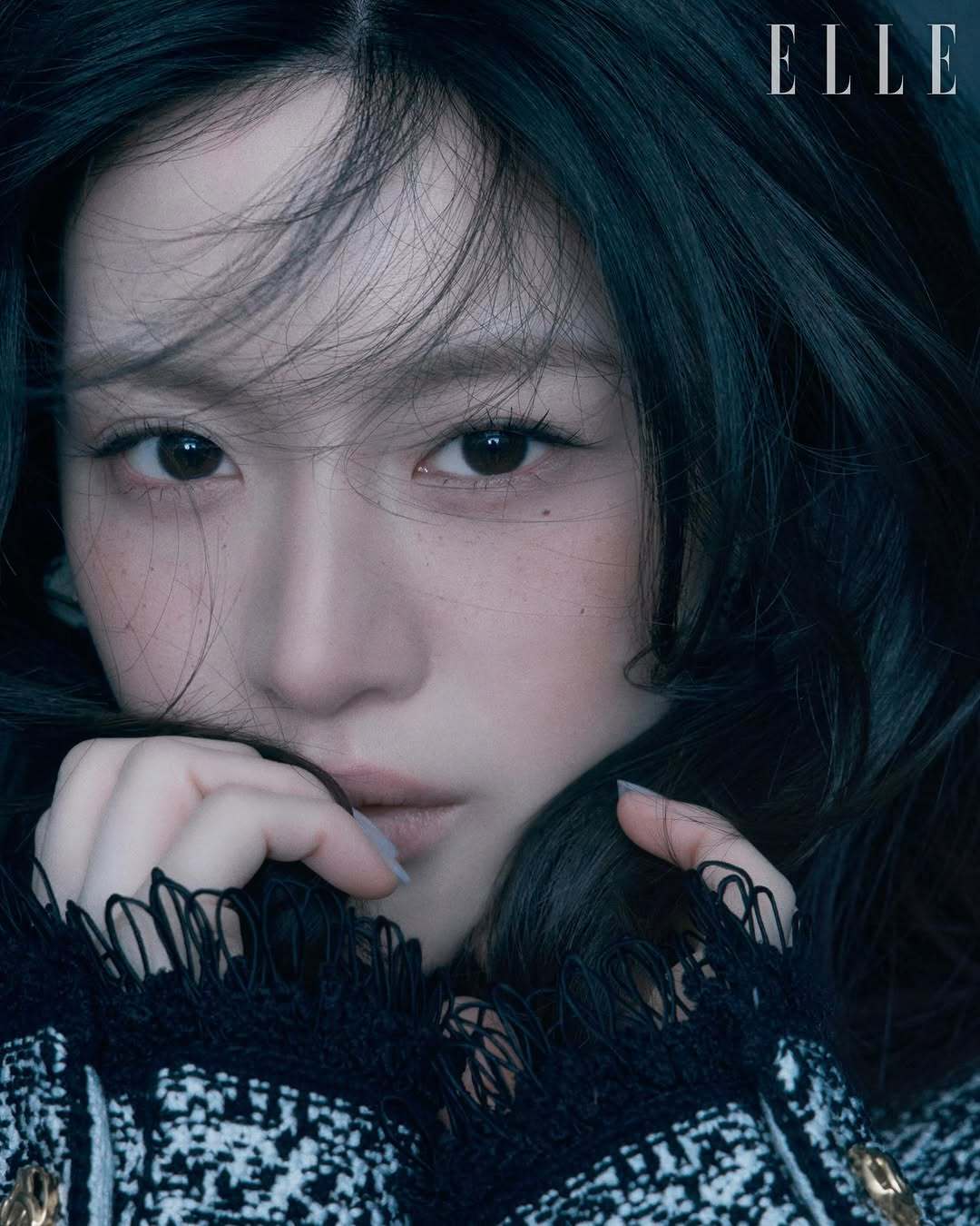 高允真xCHANELxELLEKorea美丽的香女郎🖤～