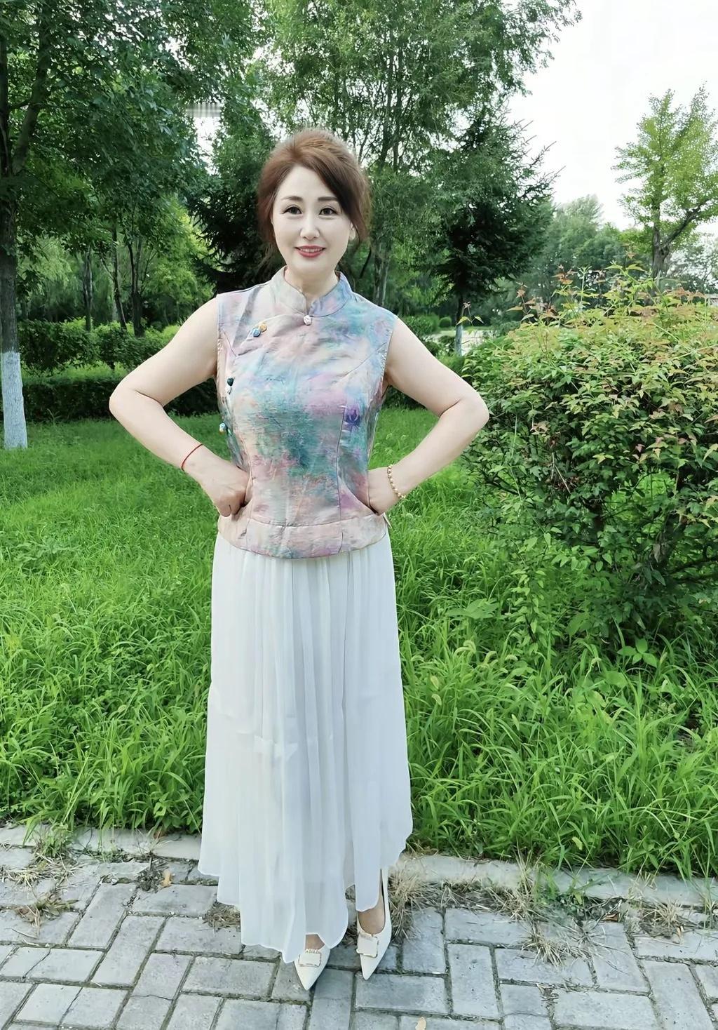 谁说年龄大了就不能美了