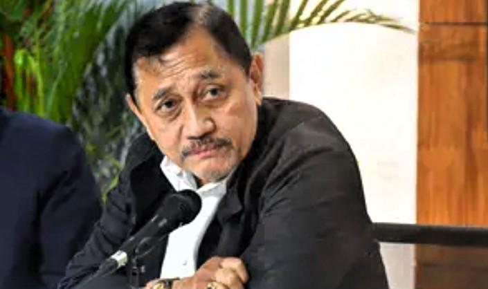 菲律宾马尼拉第六区议员比恩韦尼多·阿班特已正式连任国会议员，此前菲律宾选举委员