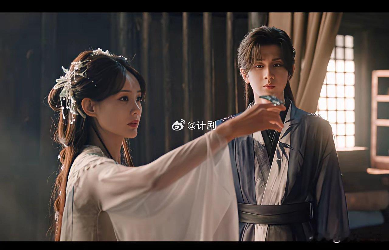 大家发现没成毅演戏总是感觉很疲惫，皱眉头，总是感觉他心事重重的样子，拍戏的时候是