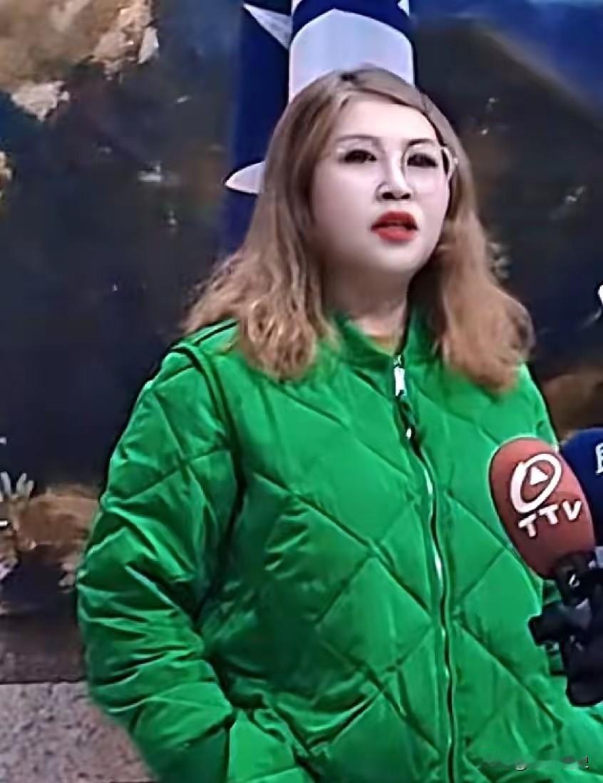 何鹰鹭：为统一退党的陆配常委，撕开国民党的立场遮羞布国民党中常委何鹰鹭今天