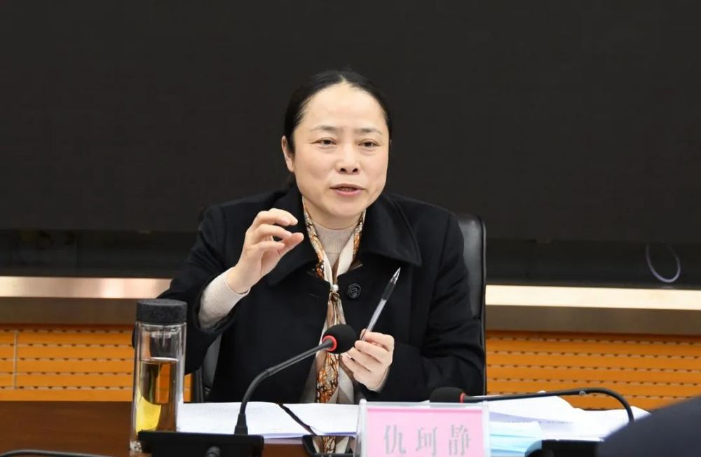 上周还出席会议, 邵阳市委常委、副市长仇珂静主动向组织交代问题