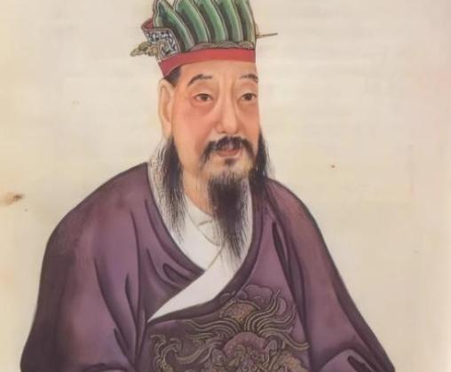 张九龄劝李隆基不要重用李林甫，李隆基不听，劝李隆基杀安禄山，也不听。李隆基逃到四