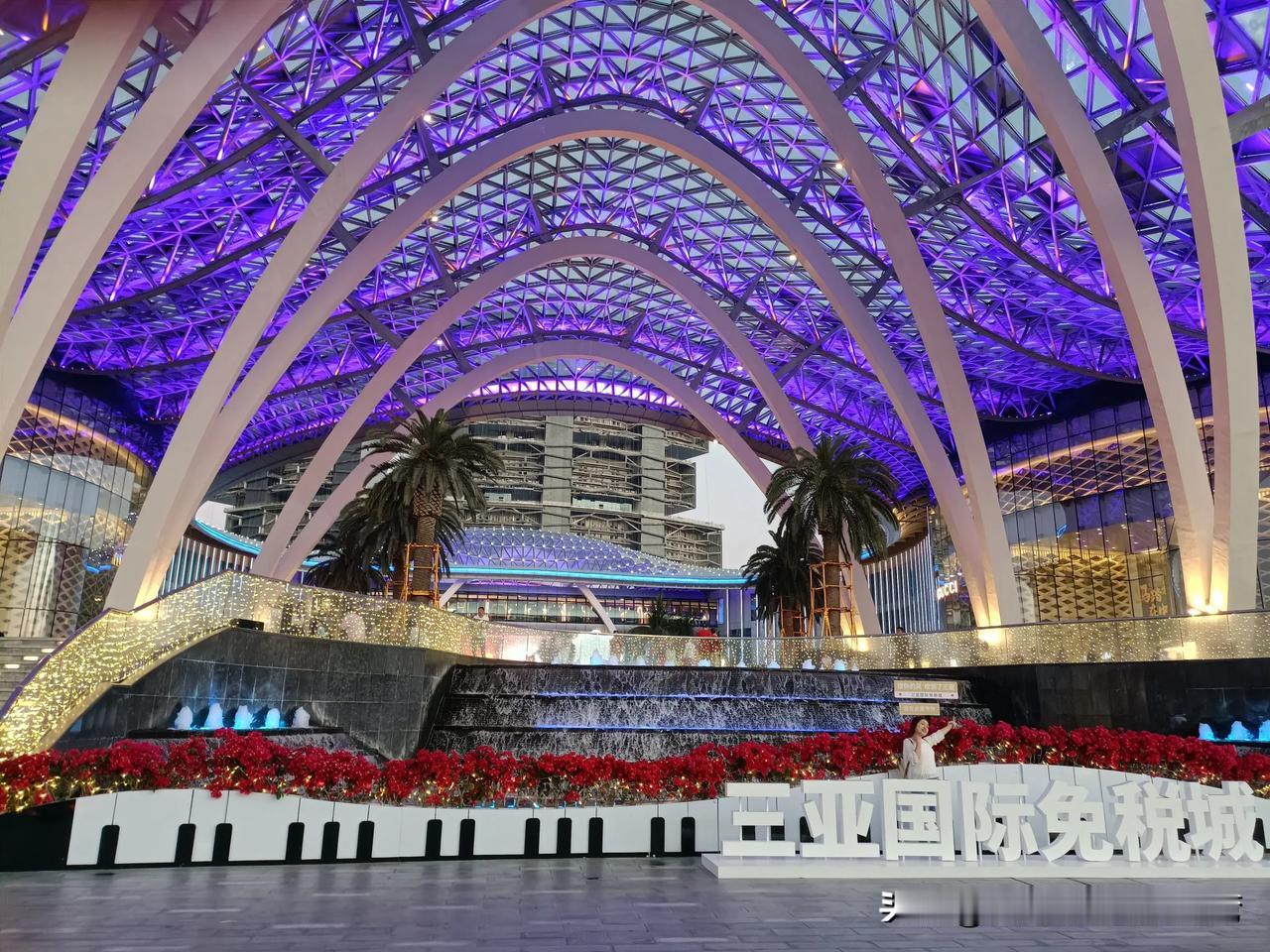 要问我为什么，因为实在是太贵了。这里真的不适合普通工薪族……人家瞄准的是全