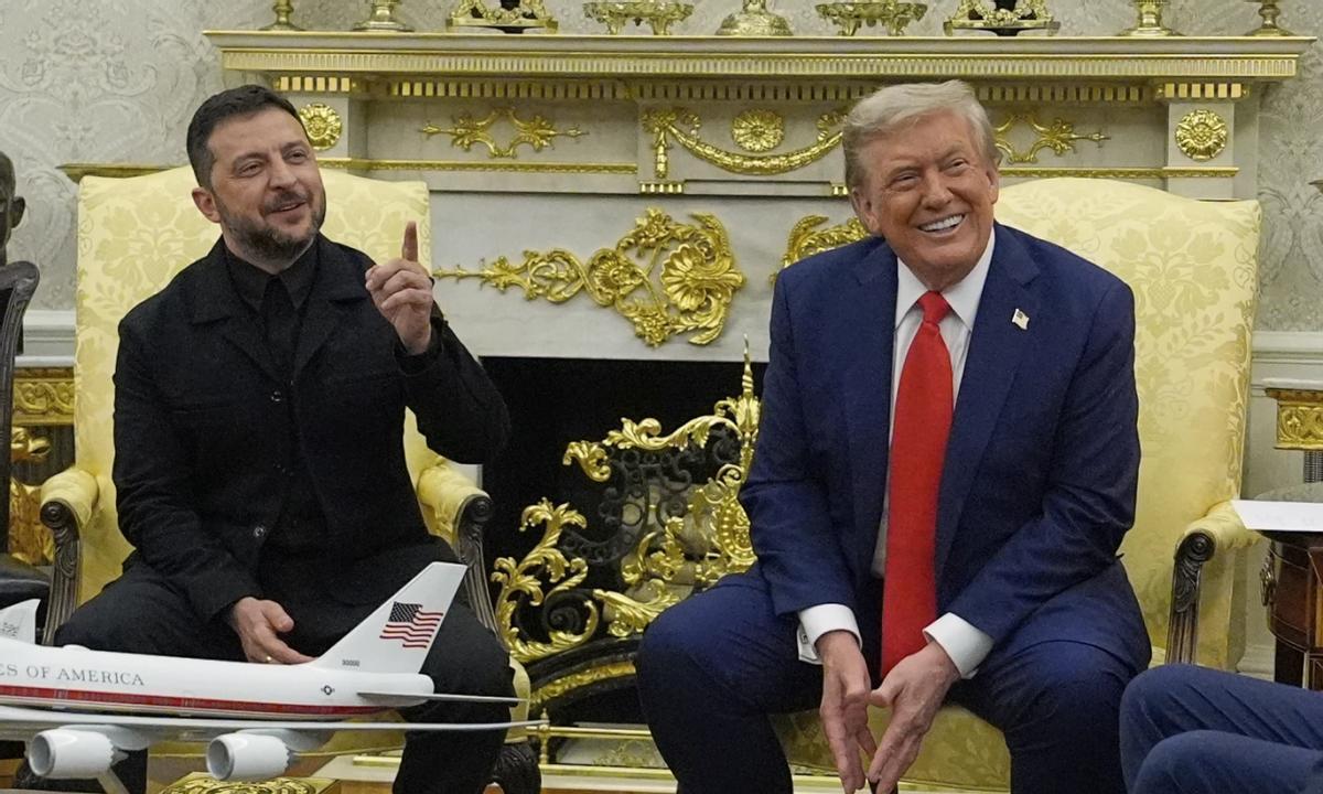特朗普前一秒还在笑，因为泽连斯基的一句话，当场就变了脸色白宫椭圆形办公室的镀金