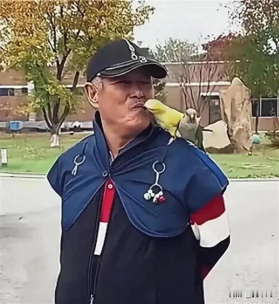 赵本山冲上热搜！女儿直播透露父亲现状：不再复出，网友：春晚没年味了3月16日