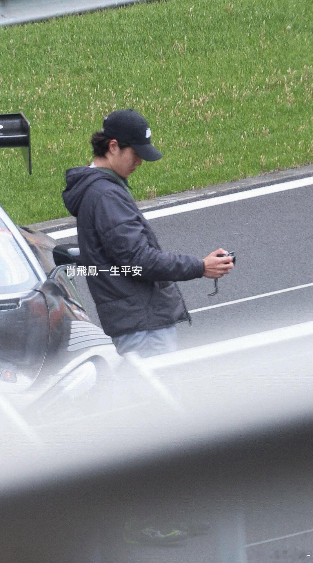 卧槽好清楚王一博撅着个屁股在拍啊啊啊啊啊偶像包袱没有一点