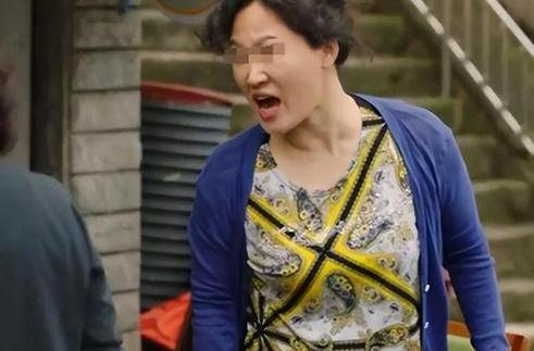 “被白嫖了？”辽宁鞍山，一29岁男子因噪音问题，和邻居大妈有了口角，大妈说不过，