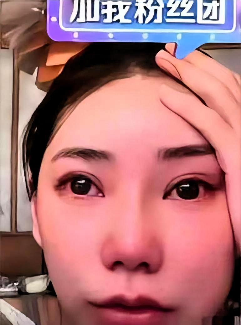 大S提告不让拍孩子，汪宝儿奶奶拍完，儿子儿媳一巴掌打醒了她。当年汪小菲晒玥儿