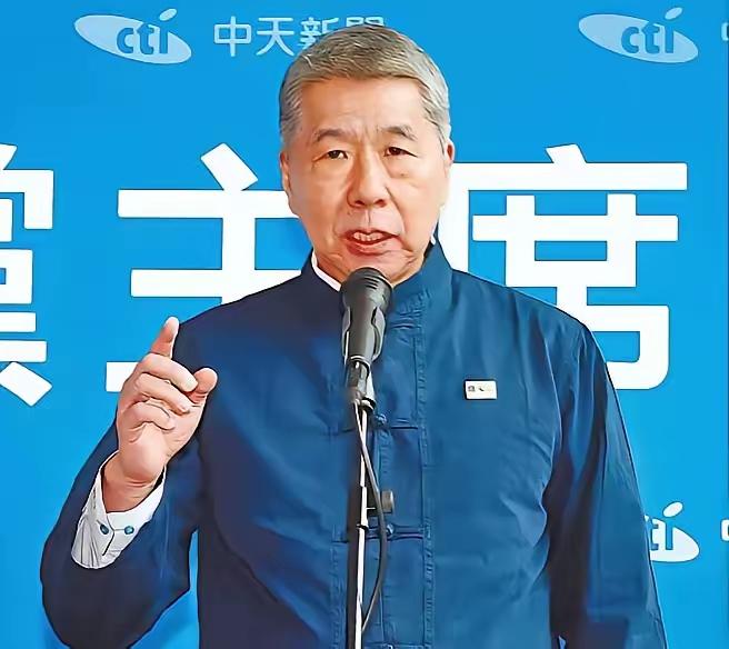 张亚中曾说：国民党有四种，第一种是美国国民党，代表人物是朱立伦。主张亲美，一切都