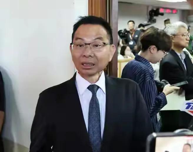 起风了，蒋万安确定不帮白营个人站台！白营回应来了！众所周知，因为蒋万安近期屡屡