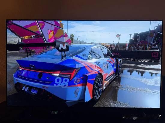 随着时代发展，各项技术也日新月异，从DLSS到帧生成，从光线追踪到OLED，无一