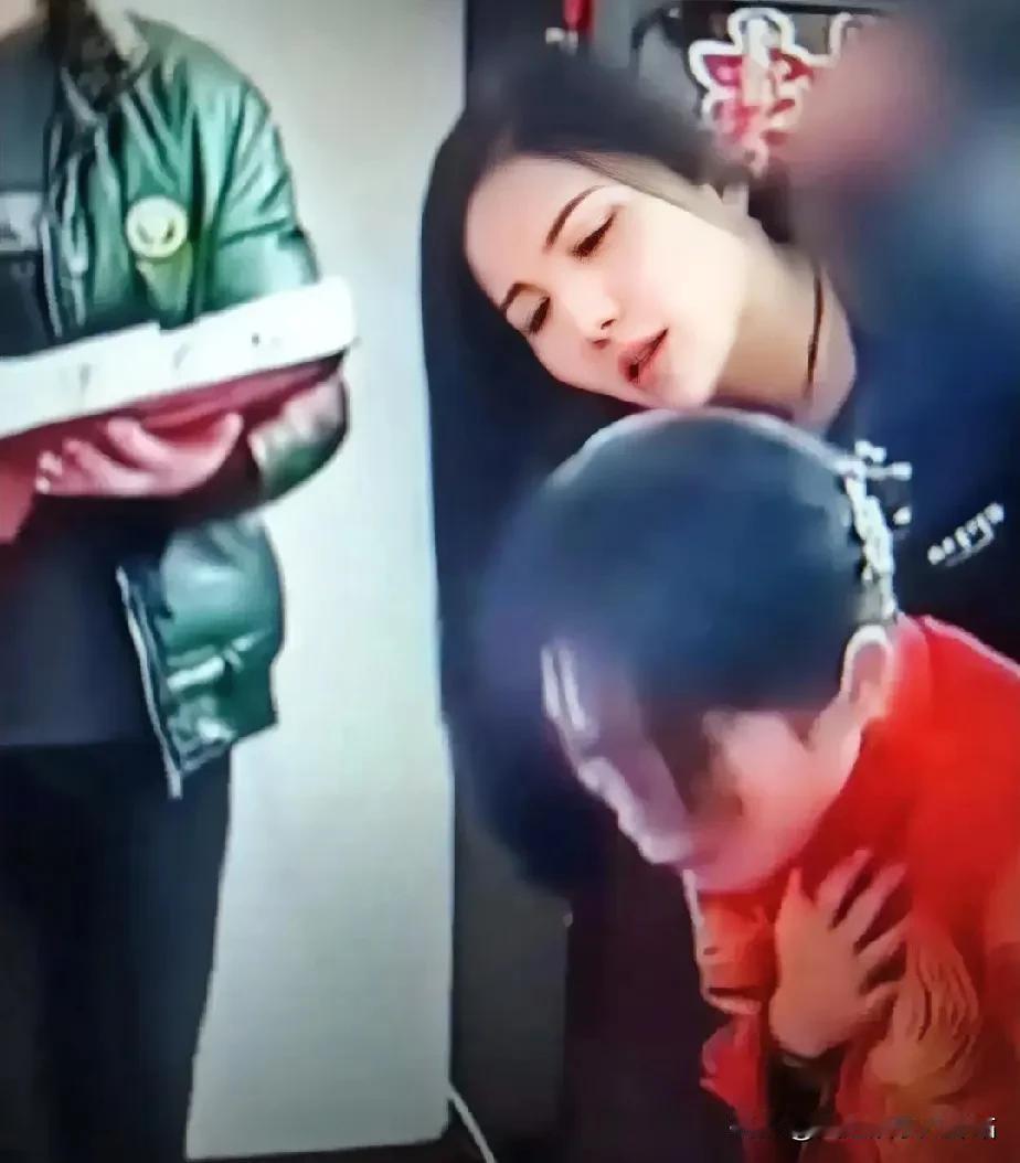 婚姻不是儿戏，女方为何隐瞒事实真相！结婚当天闹的不可开交！结婚本是喜事，可这