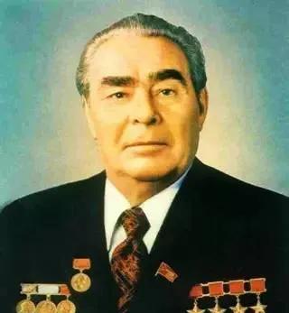 勃列日涅夫突然死亡，贴身护卫梅德韦杰夫道出真相：早已时日无多1982年11月1
