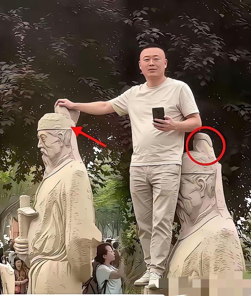 还是你的个子高[呲牙笑]