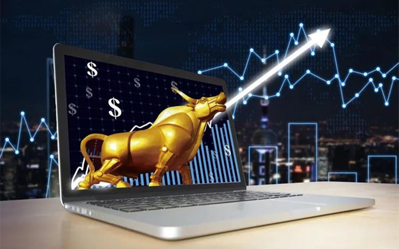 【市场成功需从四维度持续积累】1.积累资本：盈利再投资，区分生活与本金，复利