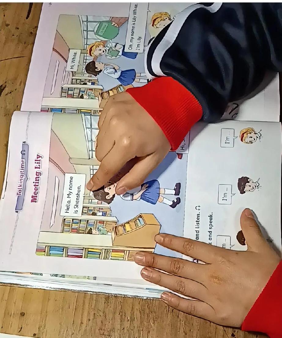 应该是不学的吧。我家现在一年级，没学音标，直接学单词句子。刚开始学就是一些常用的