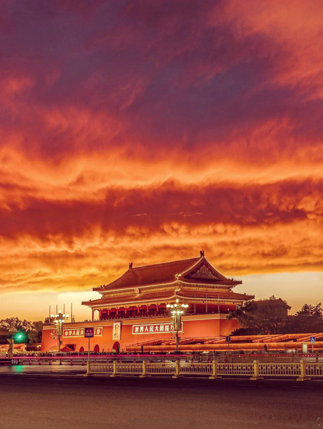 一束晨光，万丈霞光，万物皆温柔～​​​