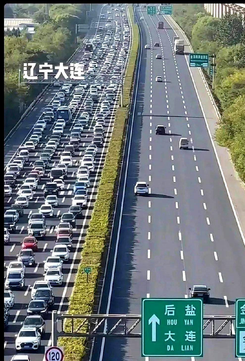 去保养车的时候，4S店跟我说：