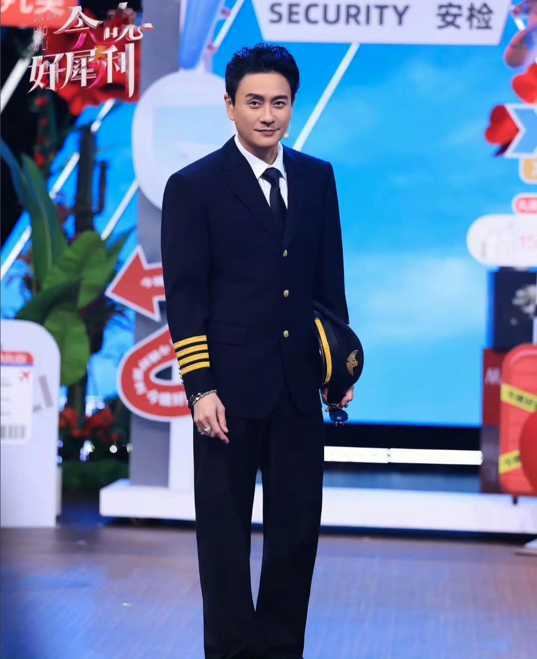 胡杏儿真不能怪黄宗泽当年不娶，他的童年也太可怜了！黄宗泽从小没有感受到家庭的温