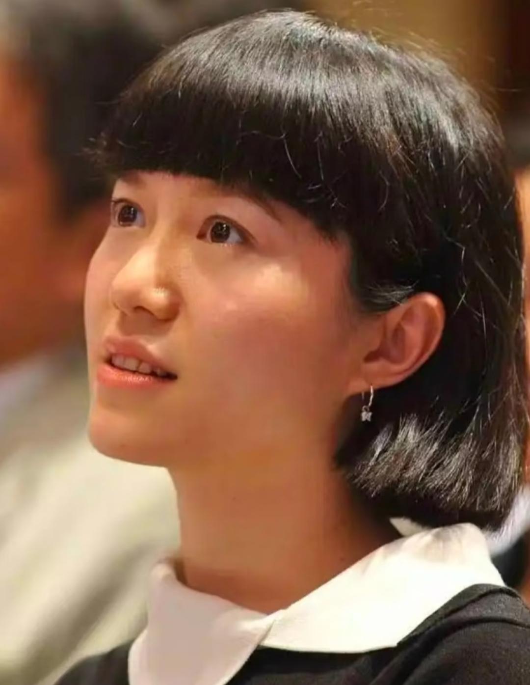 忽然觉得翁帆很幸福今天刷到一个网友的评论，挺与众不同的，分享给你说实话我是