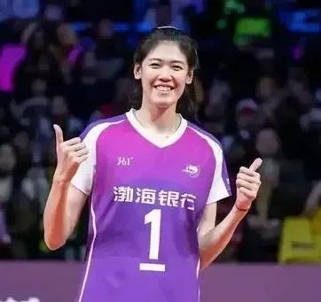 2024年女排进步最快队员：1.李盈莹：联赛场均6.75分，得分、扣球