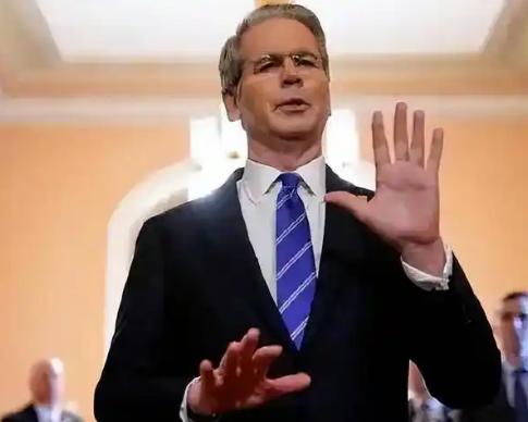 1200万吨立即交付的大豆，很多人以为是中美釜山峰会促成的交易，错！真相是，中国