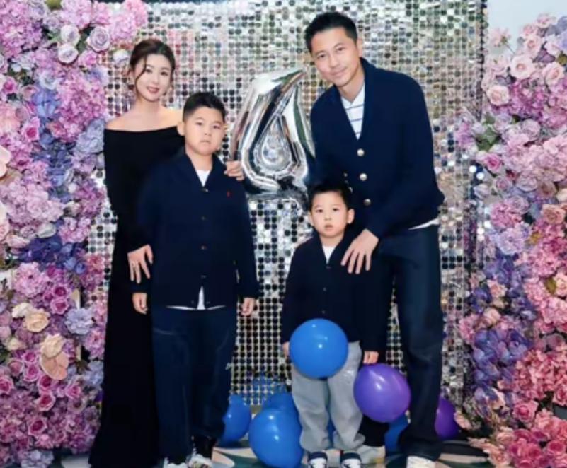 王雷夫妇否认怀三胎，也没住4亿豪宅，李小萌胖了好多看着有140斤娱乐