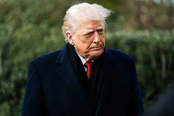 【#美国邀约60国加入特朗普版联合国#，特朗普任“终身主席”】央视新闻消息，当地