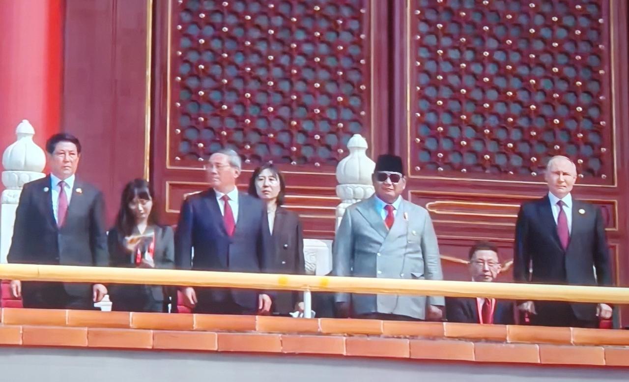 精神可嘉！印尼总统，普拉博沃，火速飞回国处理完国内骚乱，又火速飞到中国，继续参加