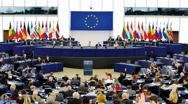 为了抢劫稀土，欧盟这帮人脑洞也是真够大的，竟然琢磨出个“实物关税”的玩意儿，要向