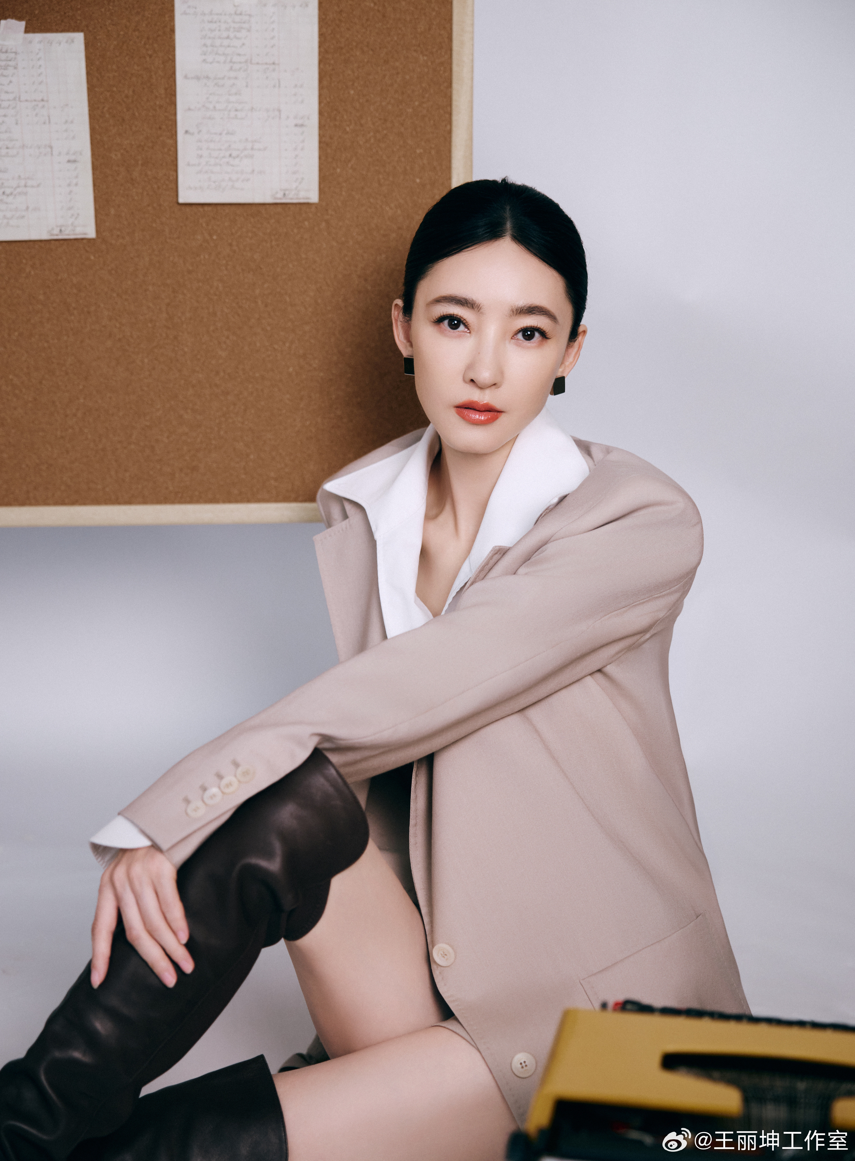 王丽坤乘风2026乘风送考人曾在这里乘风破浪的坤坤子，今天就做同频的风，助力翱