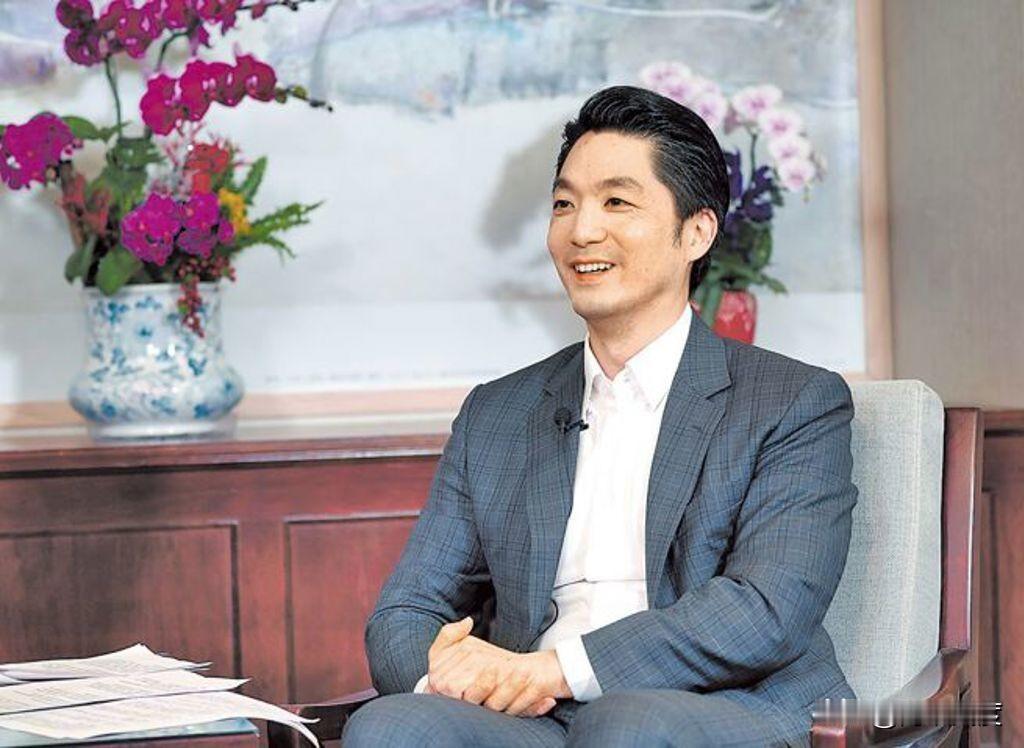 蒋万安网络温度好评影响力冠军三连霸！此次以2.84的影响力位于第一名，紧随其后是