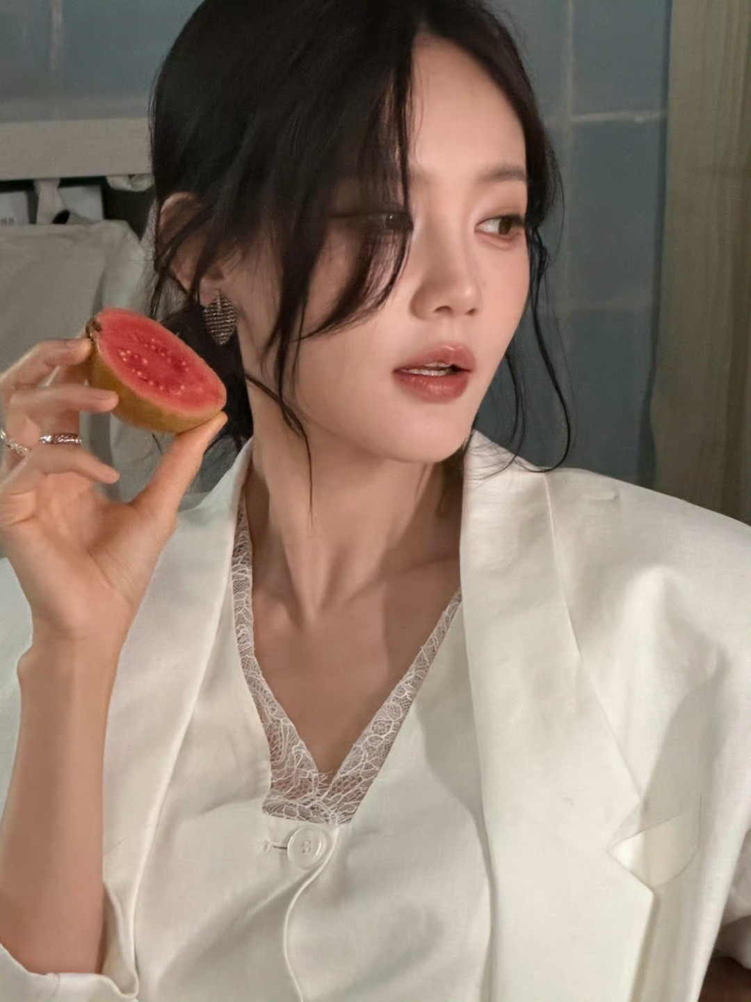 李一桐你好漂亮啊今天是高级女白领～保重身体，健康第一位，爱自己！